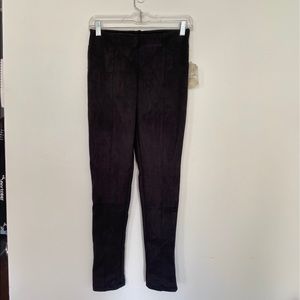 Altair’s state suede pull on legging